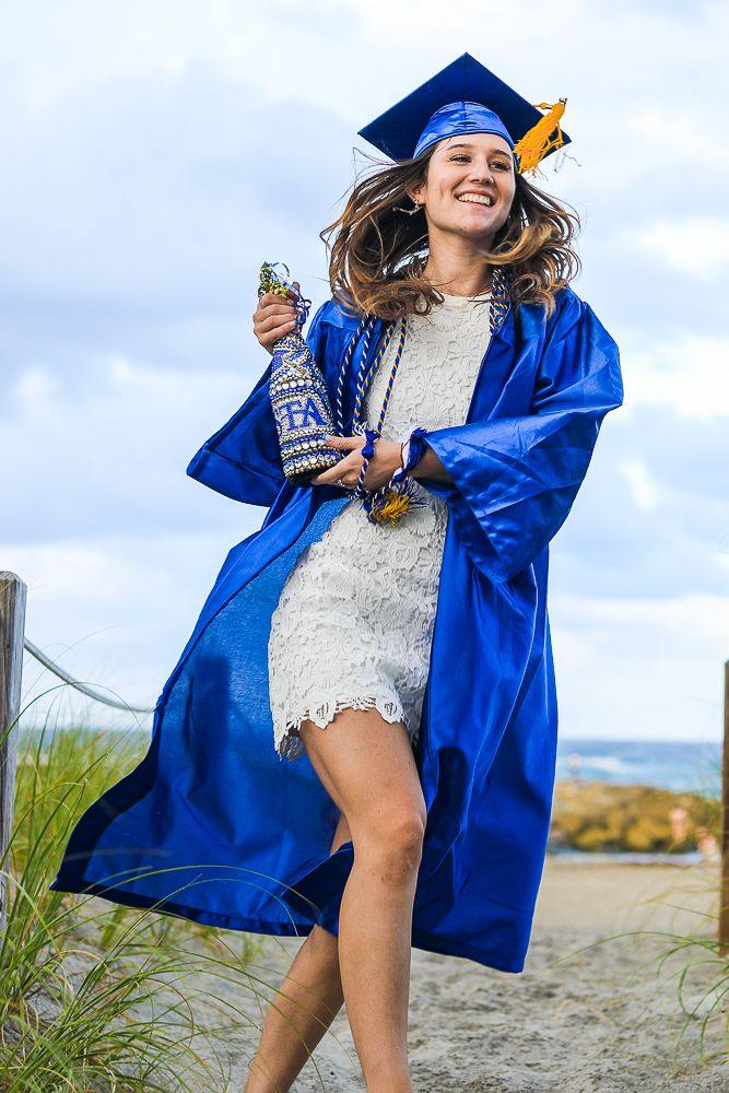 5 tips for capturing graduation photos or cap and gown sessions