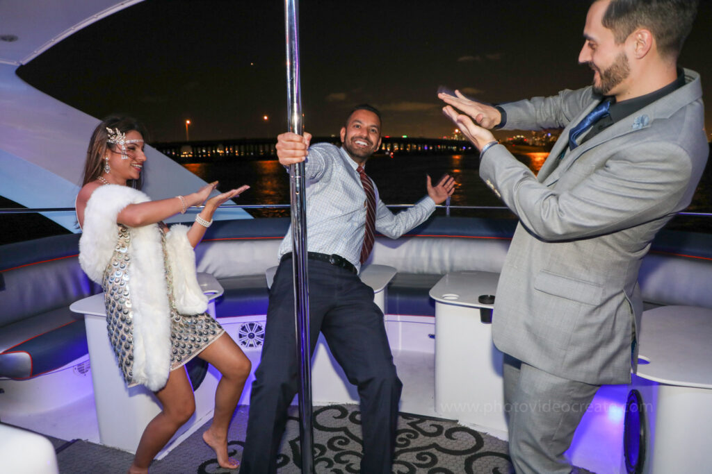 miami yacht party photographer night new years eve yacht party engagement birthday 151.jp