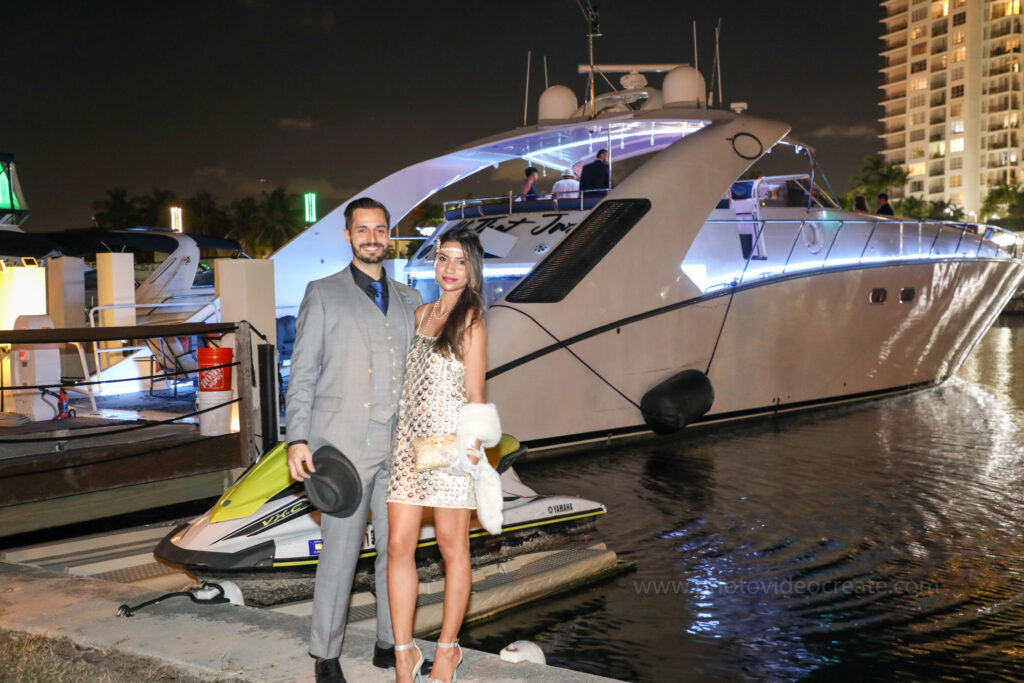 miami yacht party photographer night new years eve yacht party engagement birthday 22