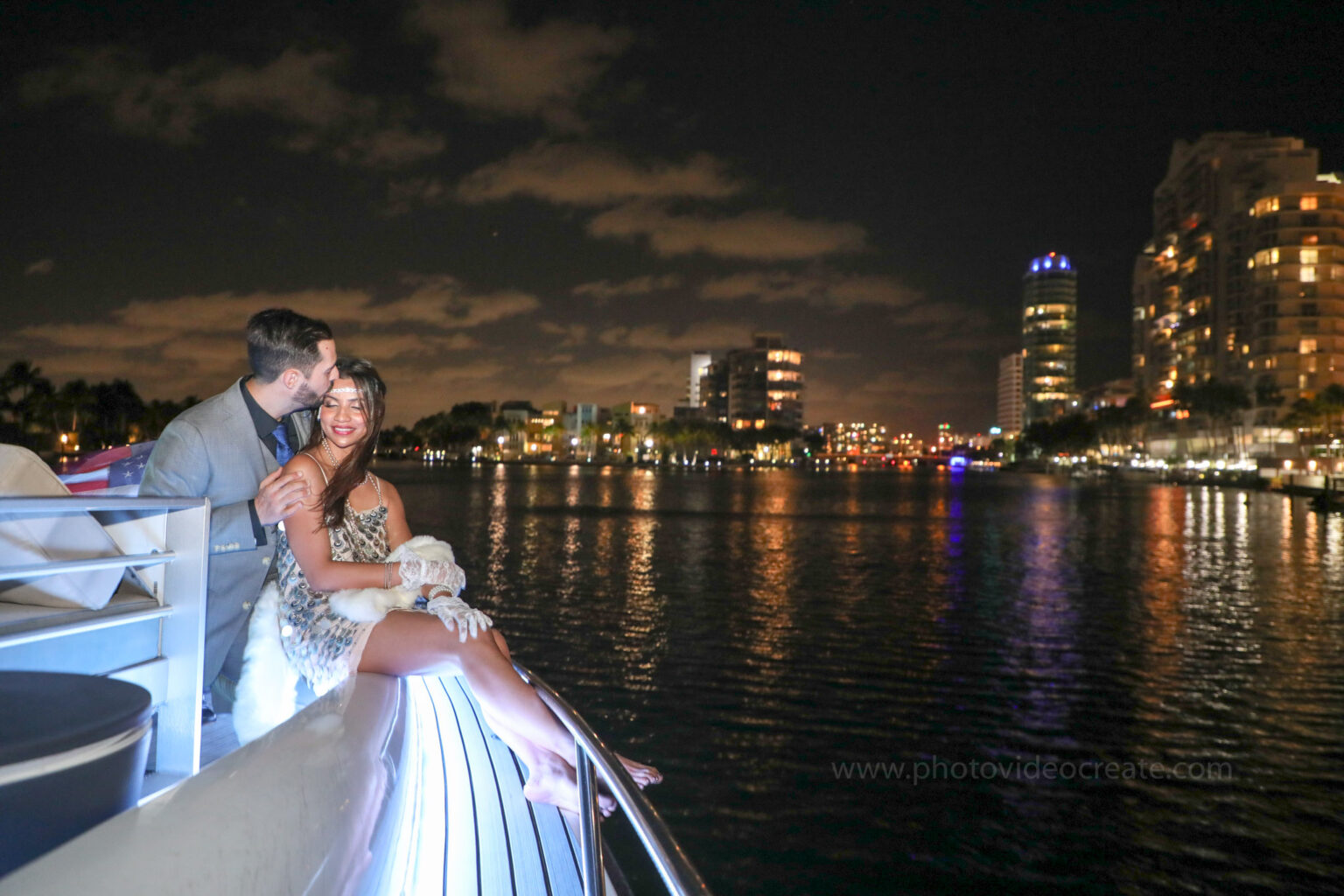 yacht party in miami